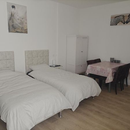 Bed and Breakfast 7 Minutes De L'Aeroport Cdg 5 Thieux  Exterior foto
